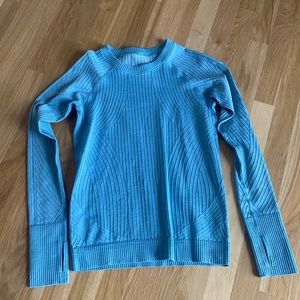 LuLu Lemon Long sleeve shirt